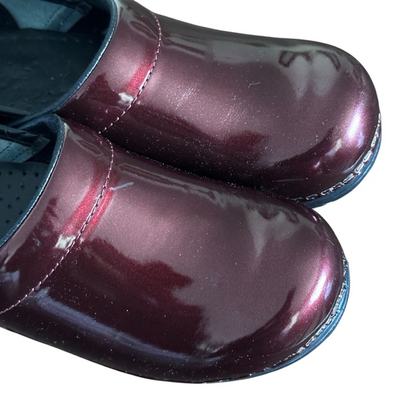 SANITA Professional Cabrio Danish Clogs Burgundy Patent Leather Shoes Size 6 - Picture 10 of 12